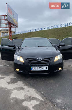 Седан Toyota Camry 2008 в Виннице