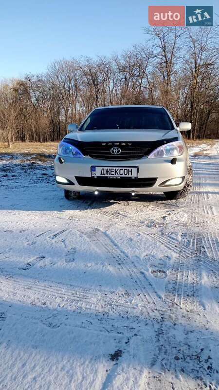 Седан Toyota Camry 2003 в Кропивницком