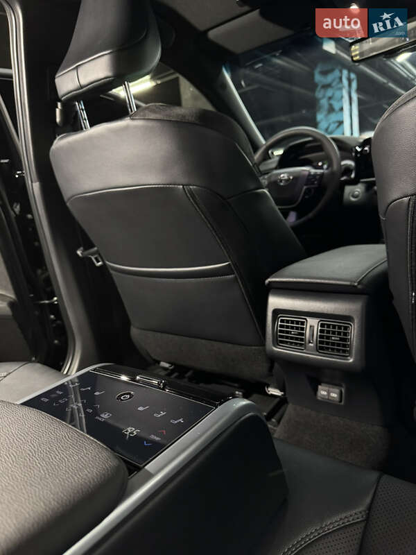 Седан Toyota Camry 2024 в Киеве фото 32 Седан Toyota Camry 2024 в Киеве