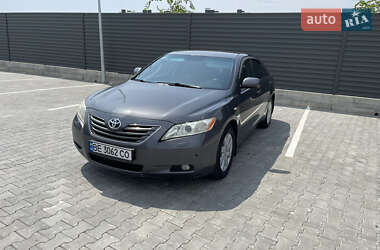 Седан Toyota Camry 2007 в Николаеве