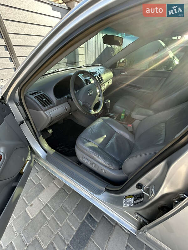 Седан Toyota Camry 2004 в Одесі