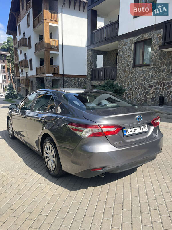 Седан Toyota Camry 2017 в Киеве фото 8 Седан Toyota Camry 2017 в Киеве