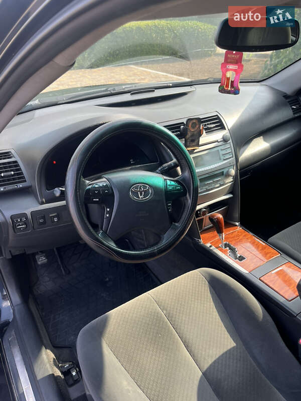 Седан Toyota Camry 2008 в Одессе
