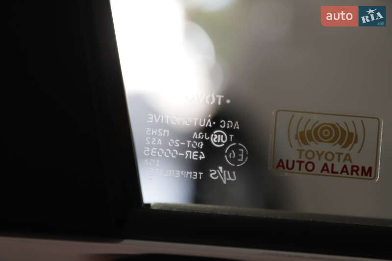 Седан Toyota Camry 2011 в Чечельнике