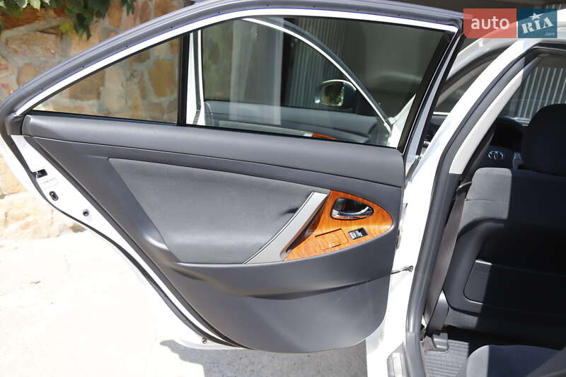 Седан Toyota Camry 2011 в Чечельнике