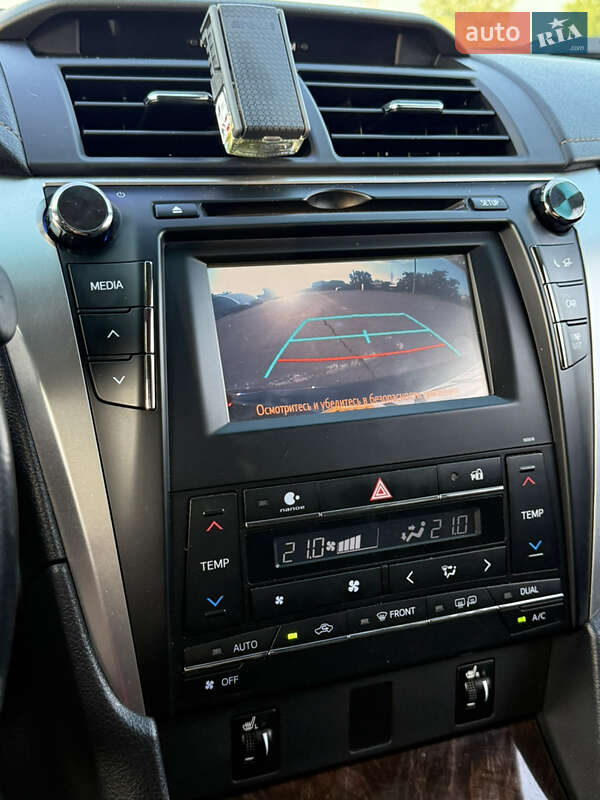 Седан Toyota Camry 2016 в Харкові