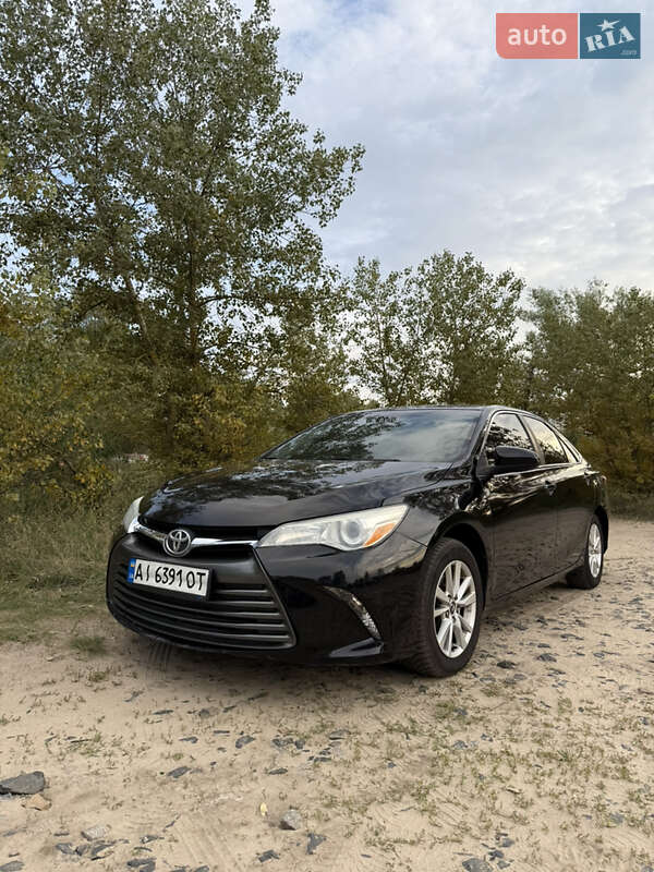 Седан Toyota Camry 2015 в Киеве фото 3 Седан Toyota Camry 2015 в Киеве