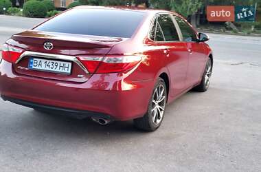 Седан Toyota Camry 2015 в Жовтих Водах