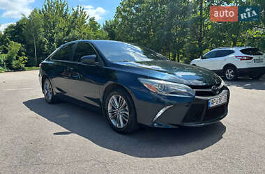 Седан Toyota Camry 2015 в Запоріжжі