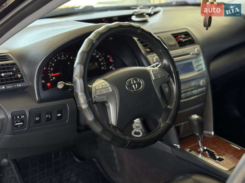 Седан Toyota Camry 2008 в Миколаєві