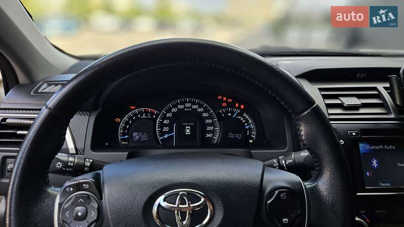 Седан Toyota Camry 2013 в Києві