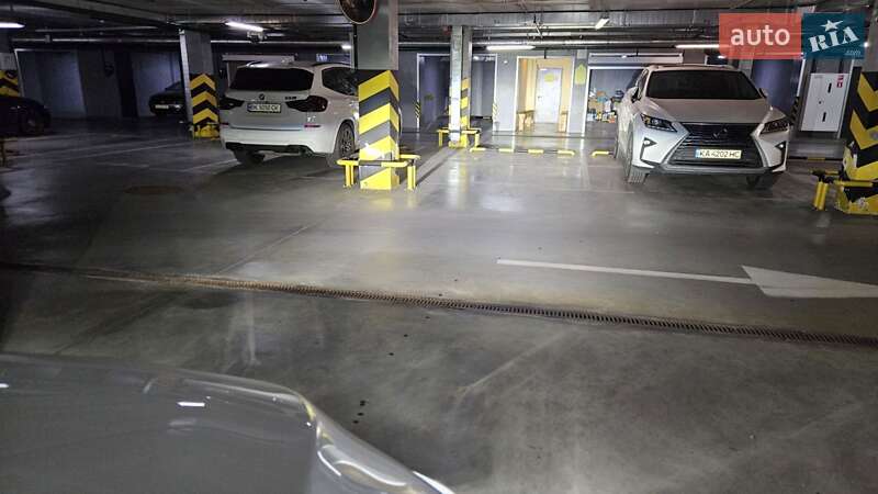 Седан Toyota Camry 2013 в Києві