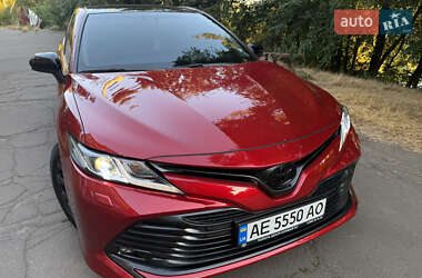 Седан Toyota Camry 2018 в Кривом Роге