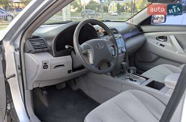 Седан Toyota Camry 2007 в 