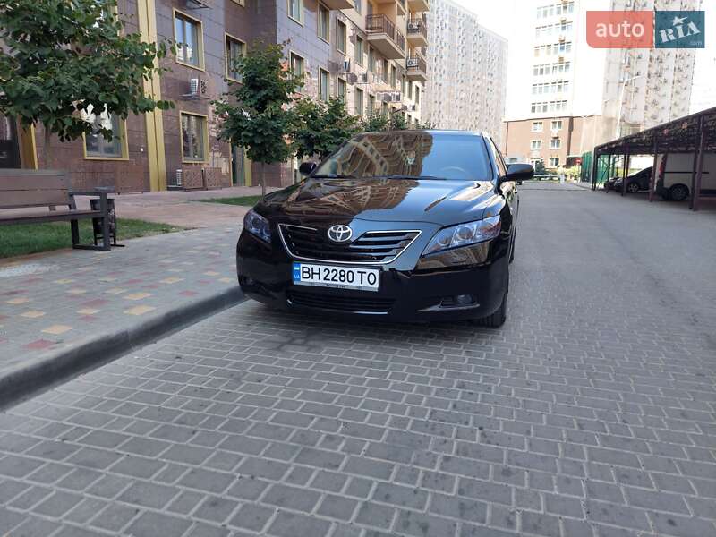 Седан Toyota Camry 2008 в Одессе
