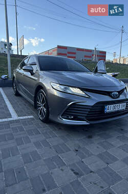 Седан Toyota Camry 2021 в Киеве