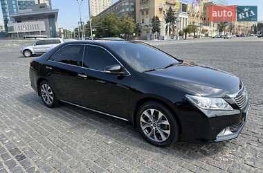 Седан Toyota Camry 2012 в Харкові