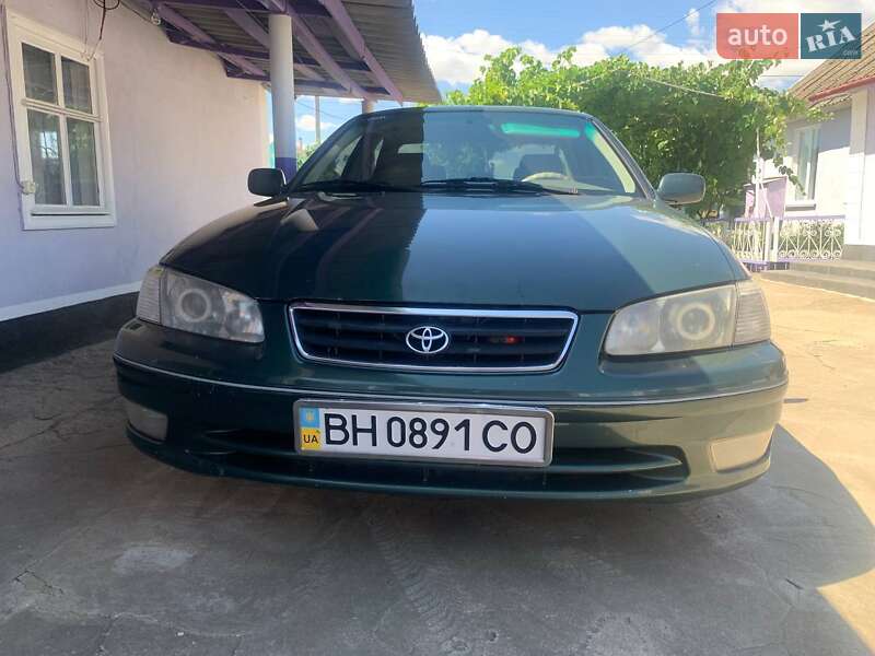 Toyota Camry 1999