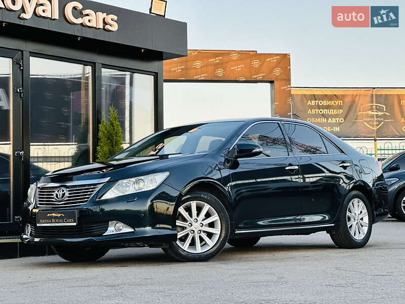 Toyota Camry 2012