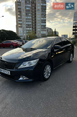 Седан Toyota Camry 2011 в Сумах