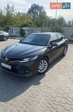 Седан Toyota Camry 2020 в Івано-Франківську