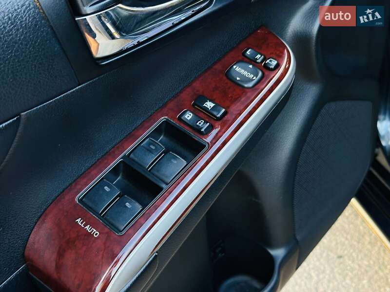 Седан Toyota Camry 2012 в Харькове фото 27 Седан Toyota Camry 2012 в Харькове