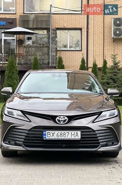 Седан Toyota Camry 2021 в Києві
