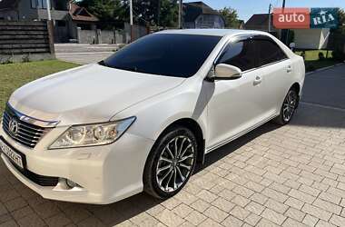 Седан Toyota Camry 2012 в Харькове