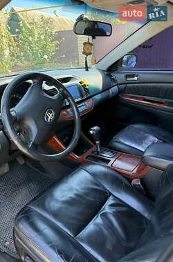Седан Toyota Camry 2003 в  фото 21 Седан Toyota Camry 2003 в