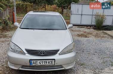 Седан Toyota Camry 2005 в Дніпрі