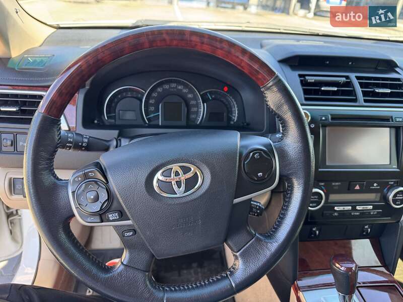 Седан Toyota Camry 2013 в Виннице фото 16 Седан Toyota Camry 2013 в Виннице
