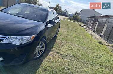Седан Toyota Camry 2014 в Вишневом