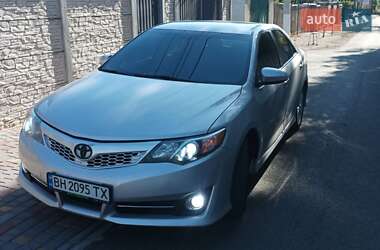 Седан Toyota Camry 2014 в Одессе
