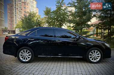Седан Toyota Camry 2013 в 