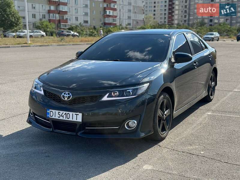 Toyota Camry 2013
