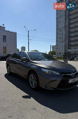 Седан Toyota Camry 2014 в Харькове