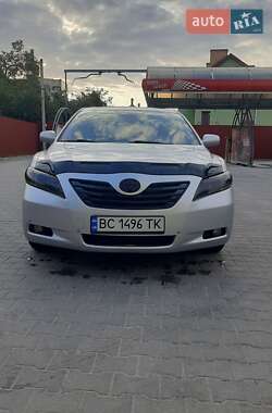 Седан Toyota Camry 2007 в Львове