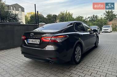 Седан Toyota Camry 2019 в 