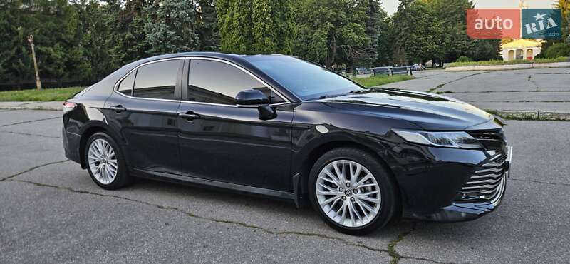 Toyota Camry 2020