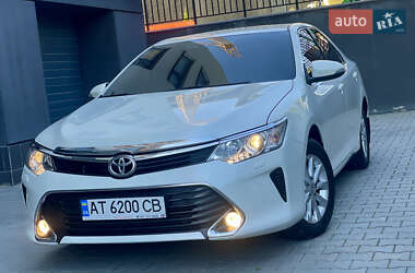Седан Toyota Camry 2017 в Тернополі