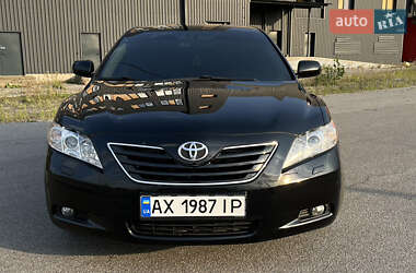 Седан Toyota Camry 2006 в Харькове