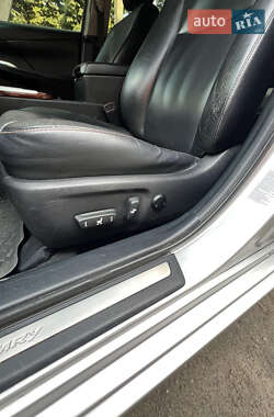 Седан Toyota Camry 2011 в 