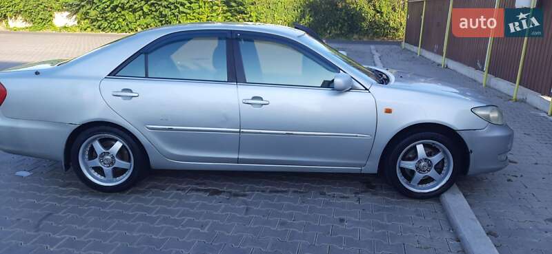 Седан Toyota Camry 2004 в Одесі