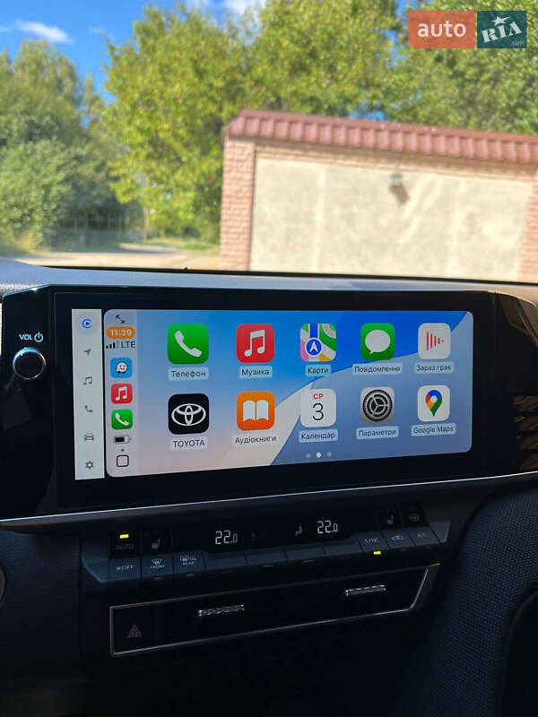 Седан Toyota Camry 2024 в Киеве