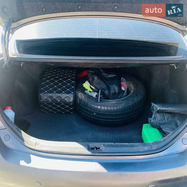 Седан Toyota Camry 2008 в Броварах