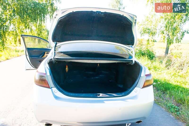 Седан Toyota Camry 2006 в Черновцах