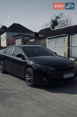 Седан Toyota Camry 2012 в Змиеве