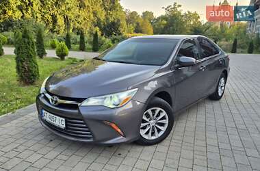 Седан Toyota Camry 2016 в Львові