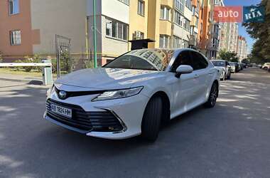 Седан Toyota Camry 2021 в Виннице