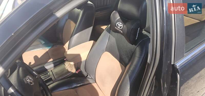 Седан Toyota Camry 2003 в Білій Церкві